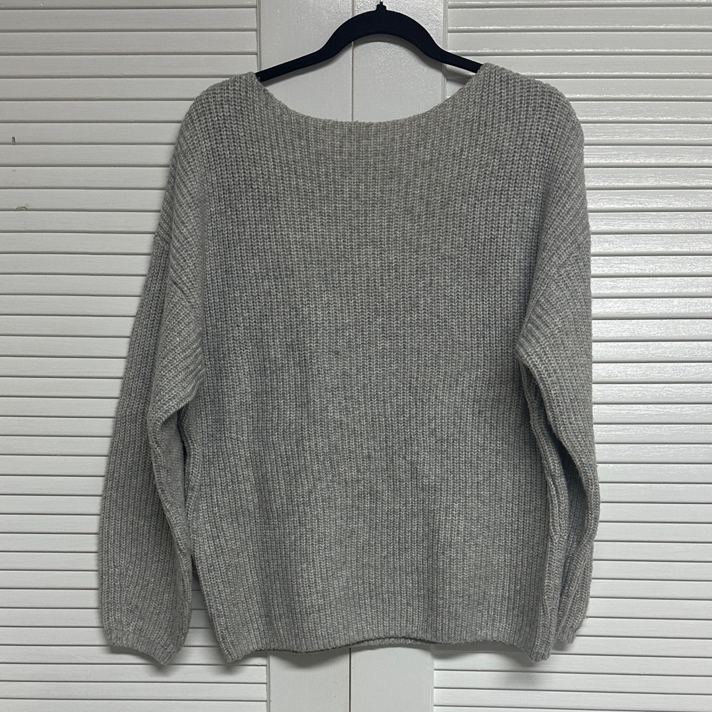 LOFT Heather Gray Women's Crew Neck Sweater